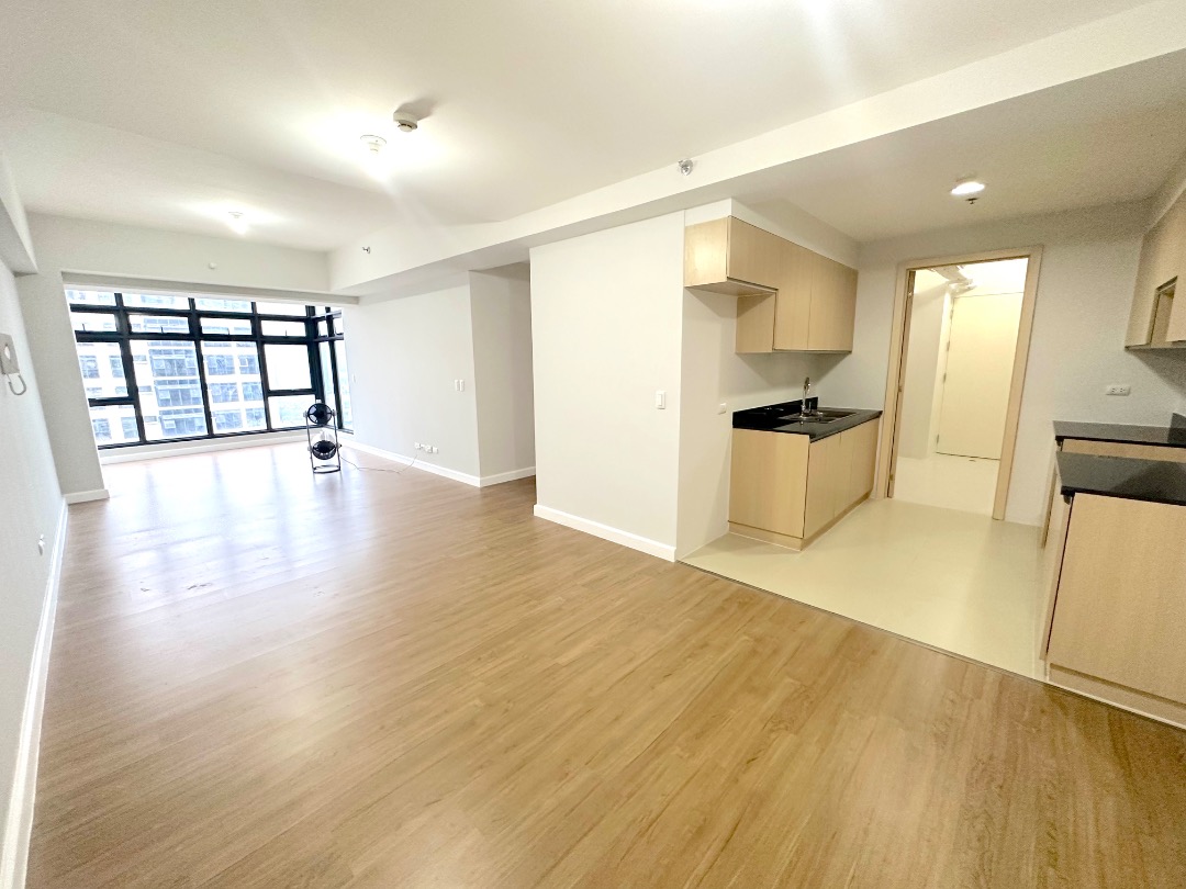 (Category: ) located in . Submitted by forelandrealtynetwork (Listing ID 1243912530, Image 1). Description: .