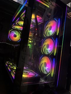 Computer Mainframe449373947434772480