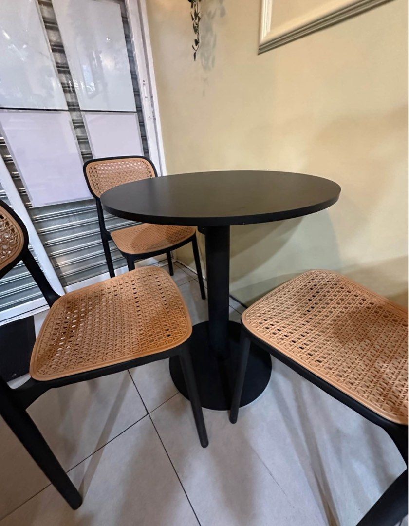 Aesthetic Coffee table (Category: Tables & Sets) located in Caloocan City. Submitted by home_ikigai (Listing ID 1435159728, Image 1). Description: Modern aesthetic coffee table for sale. Brand new. Dimension is 60cm table 75cm height. 2,700 php each, you can choose either all black or white. Moving out sale. .