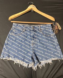 (Category: ) located in . Submitted by eecezy2thrift (Listing ID 1435136886, Image 1). Description: .
