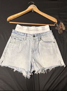 (Category: ) located in . Submitted by eecezy2thrift (Listing ID 1435138532, Image 1). Description: .
