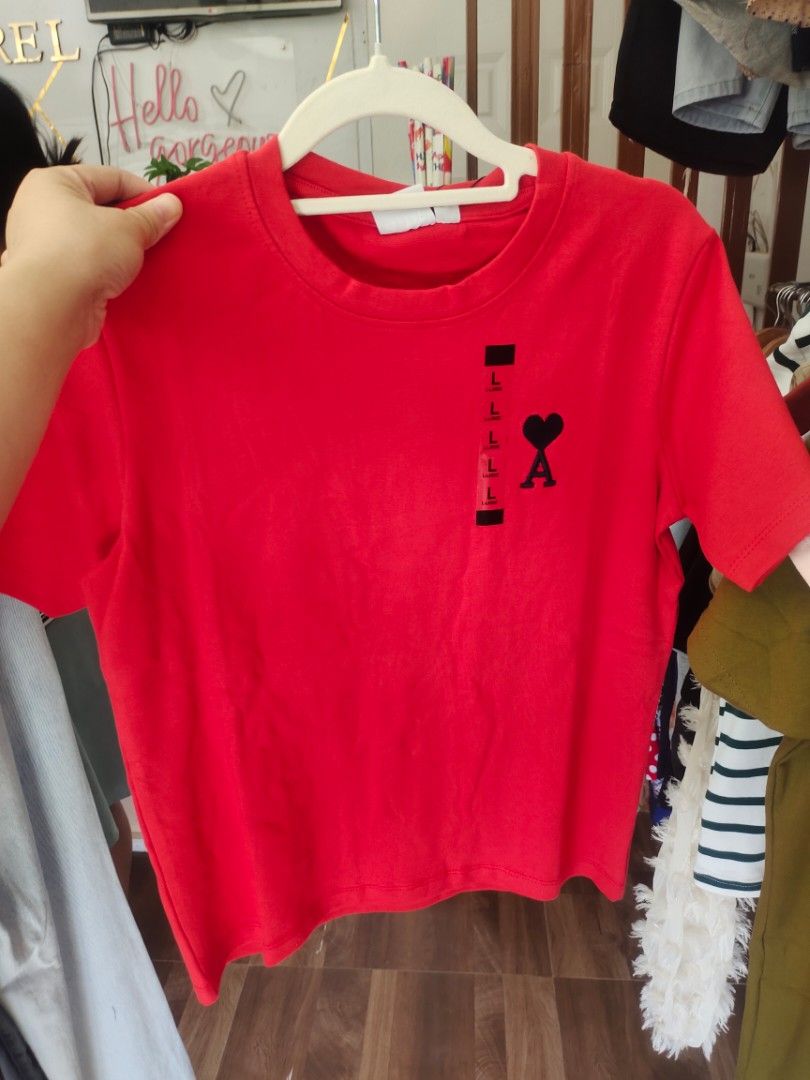 Ami women shirt (Category: Shirts) located in Aliaga. Submitted by kmapparel (Listing ID 1435071418, Image 1). Description: .