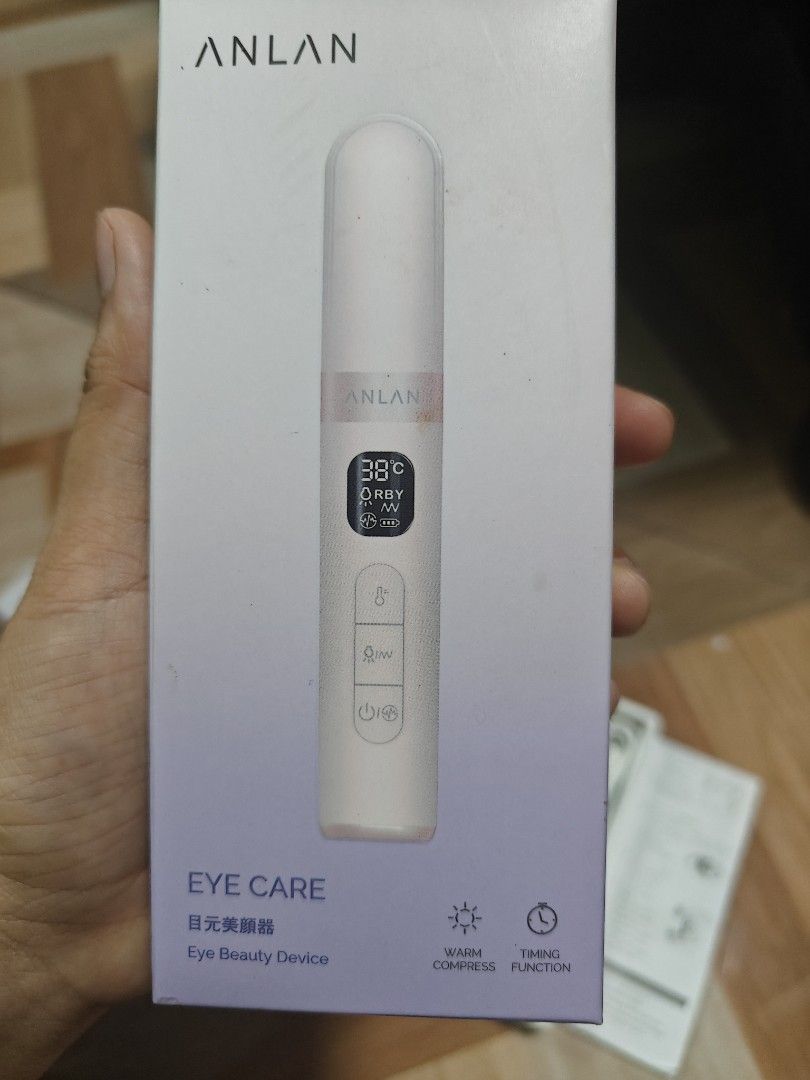 Anlan Eyelash curler & Eye massager (Category: Face Care) located in Caloocan City. Submitted by boldforest-4909b5 (Listing ID 1435110604, Image 3). Description: Bundle for only 1200 pesos just check the price in orange app if magkano yan each good working condition bihira nagamit..