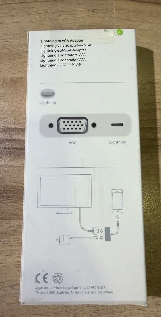 Apple Lightning to VGA Adapter440210451669995521