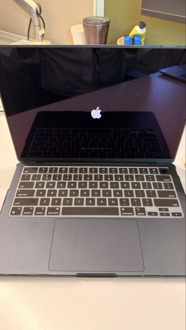 Apple MacBook Air440097789706905601