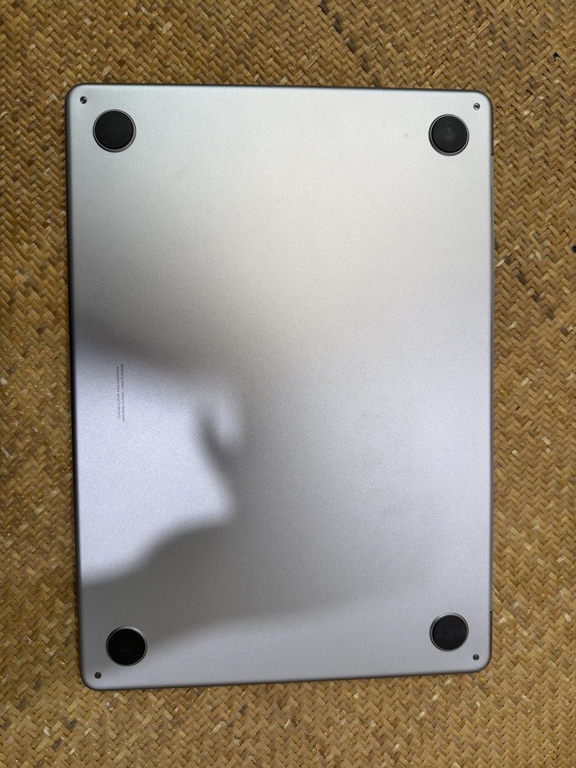Apple MacBook Air - Silver440098736257126403