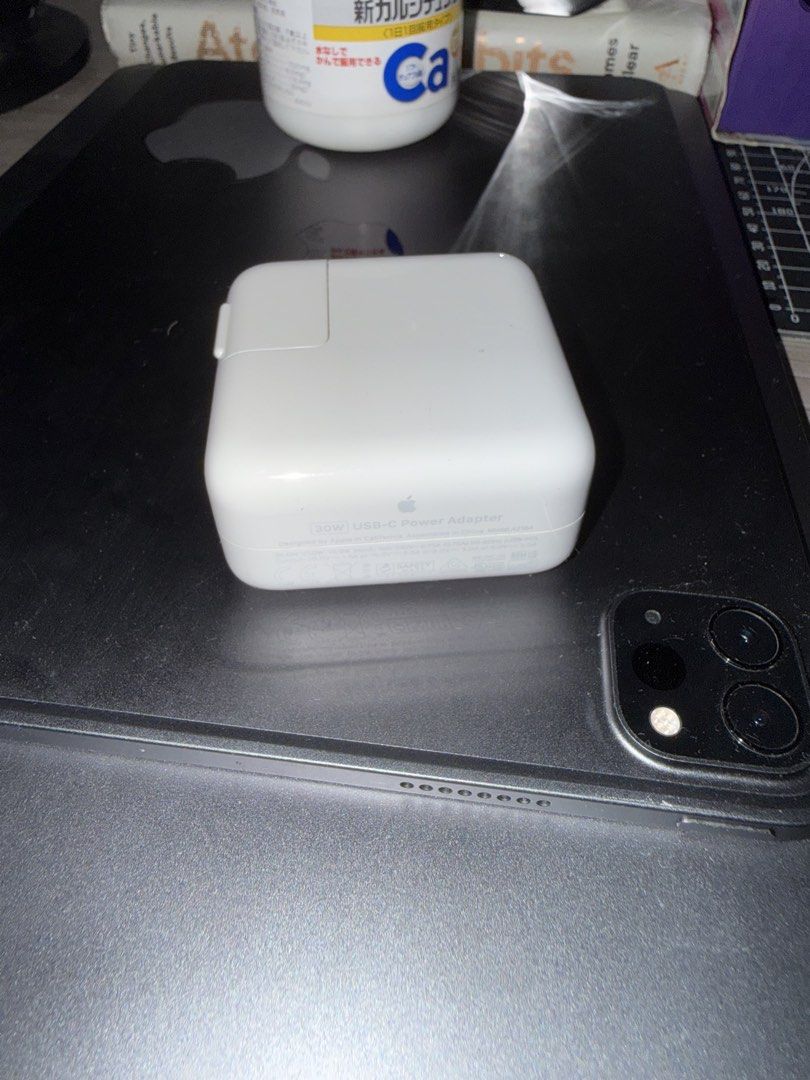 Apple USB - C 30W charger (Category: Chargers) located in Taguig. Submitted by kam._777 (Listing ID 1435136080, Image 1). Description: Works perfectly.