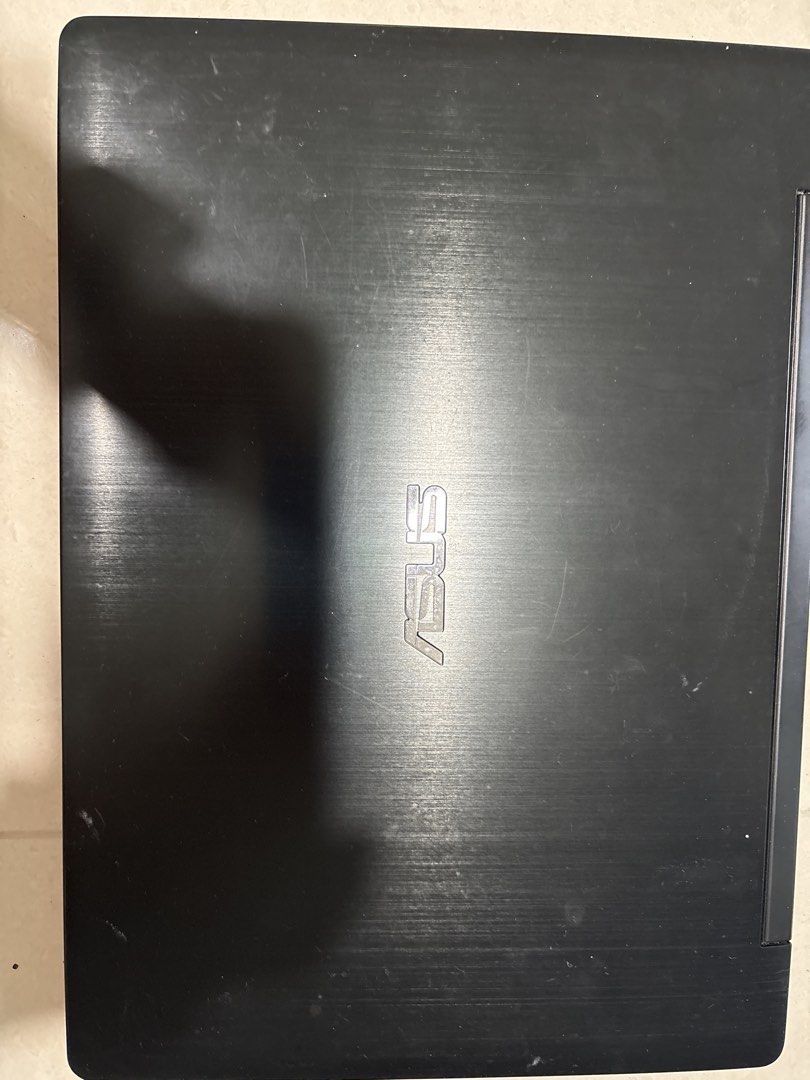 ASUS Laptop441401511028336640