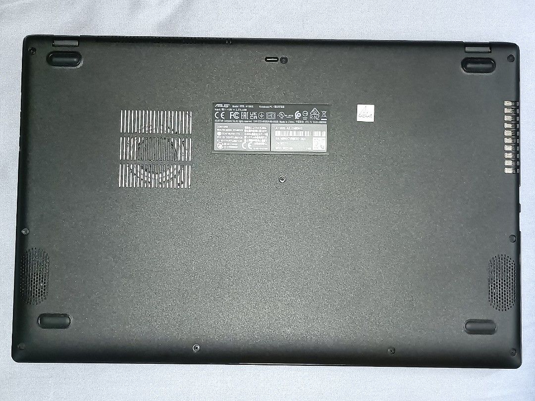 ASUS Vivobook Laptop(secondhand)440695625216184324