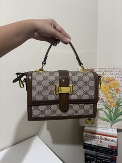 (Category: ) located in . Submitted by kd.collections (Listing ID 1435157272, Image 1). Description: .