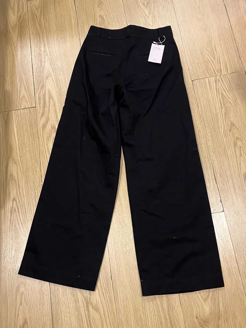 AUFRA Black Wide Leg Pants (Category: Other Bottoms) located in Mandaluyong City. Submitted by chelzeee (Listing ID 1435034277, Image 3). Description: vietnamese brand rlly nice quality! retails for 1900 rfs: dont like the fit on me.