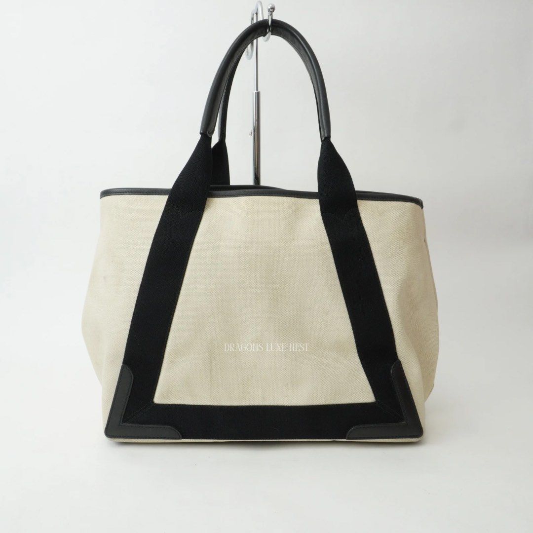 Balenciaga Navy Cabas Tote Bag (Category: Luxury Bags & Wallets) located in Taguig. Submitted by dluxenest (Listing ID 1435030875, Image 3). Description: Last price posted Inclusion: pouch You may follow us on IG : dluxenest FB : Dragons Luxe Nest.
