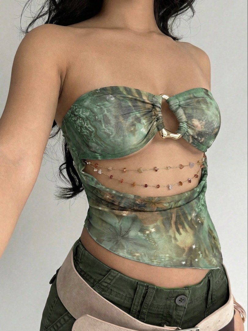 SHEIN Beach Sexy Beaded Crop Top (Category: Sleeveless) located in Dasmarinas. Submitted by ailiaveu (Listing ID 1435112522, Image 3). Description: 🤍 used once 🤍 XS 🤍 srp: 360.