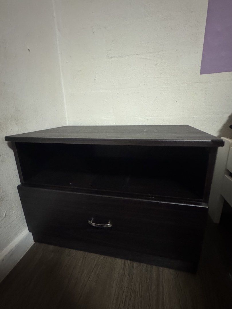 Bedside table (Category: Shelves, Cabinets & Racks) located in Singapore. Submitted by lalalalulu_05 (Listing ID 1435120601, Image 1). Description: Around 65cm ✖️40cm.