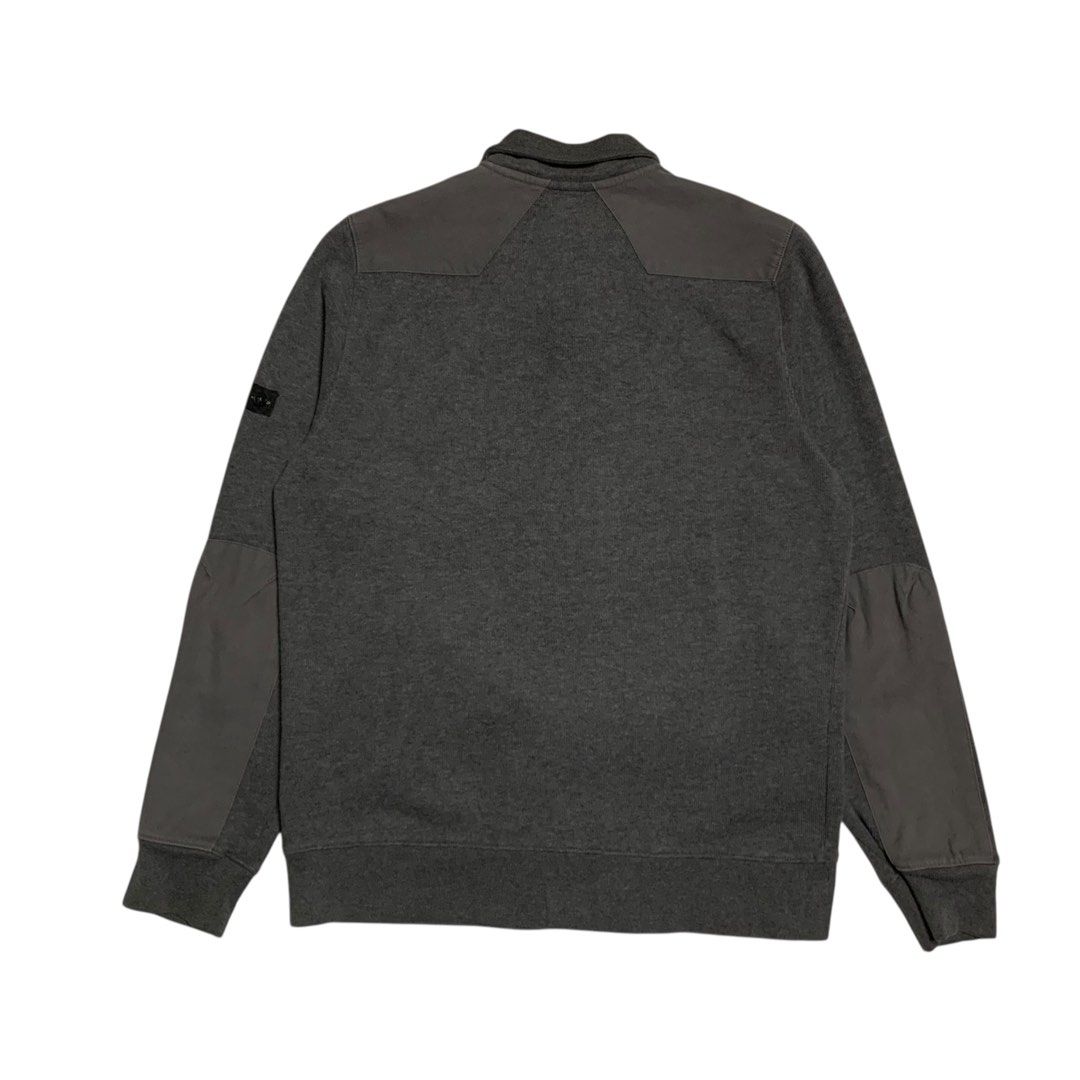 Ben Sherman Zip-Up Cotton Blend Canvas Patch Shoulders Jacket (Category: Coats, Jackets and Outerwear) located in Baguio. Submitted by thesecretshop_ph (Listing ID 1435029634, Image 2). Description: Size: Medium Lenght: 26” Width: 21” Issues: -.