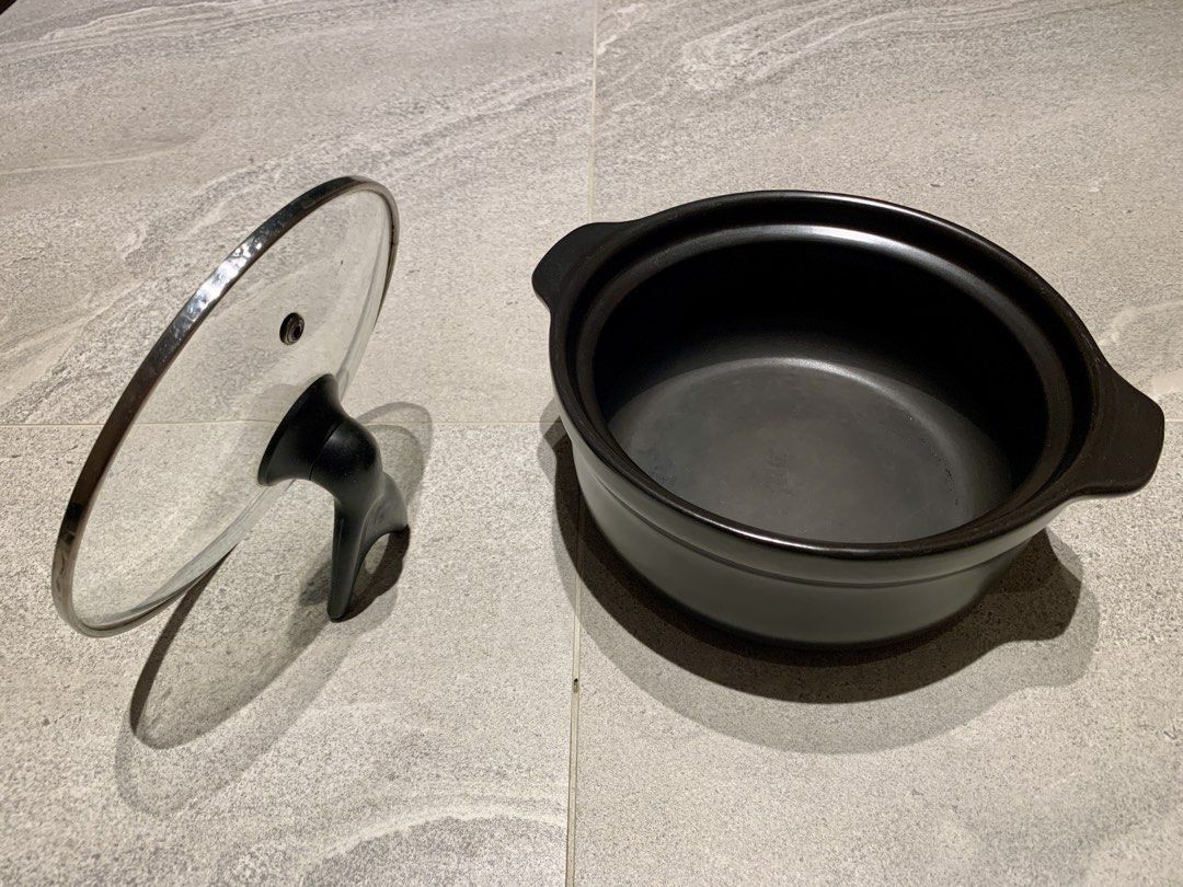 Black Ceramic Pot with Glass Lid440528080292423681
