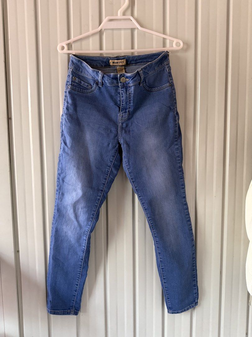 Blue Spice Skinny Jeans (Category: Jeans) located in Rosales. Submitted by prelovedbyvane (Listing ID 1435148794, Image 1). Description: Size: 7 Price up for negotiation. SF should be shouldered by the buyer. .