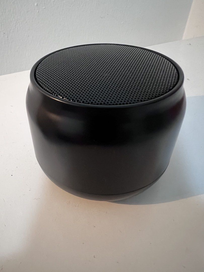 Bluetooth speaker440437945685790723