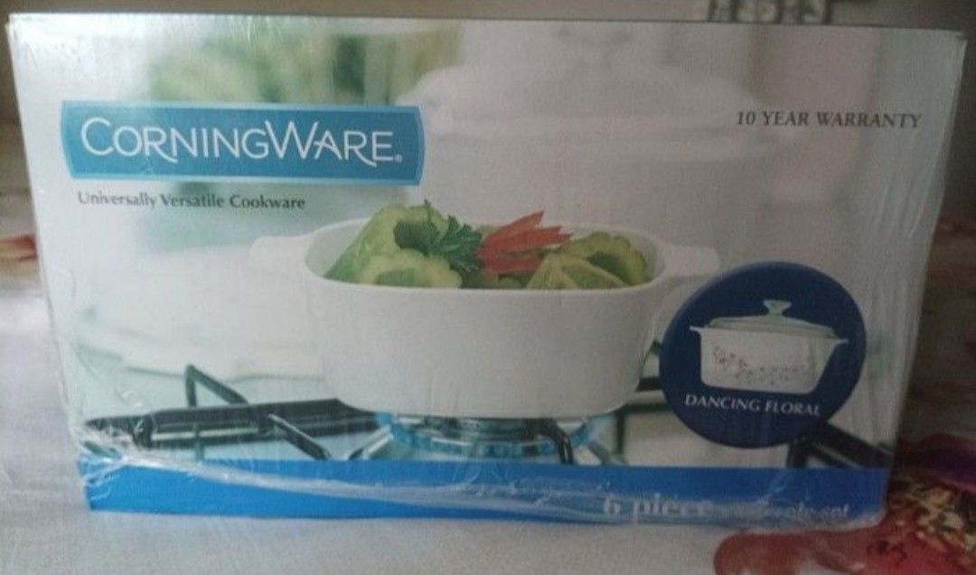 BNIB CorningWare Dancing Floral 6-Piece Casserole Set