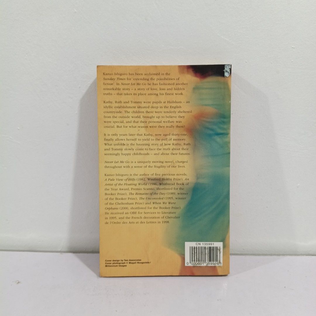 Never Let Me Go by Kazuo Ishiguro (Category: Storybooks) located in Manila. Submitted by deci1602 (Listing ID 1435102942, Image 2). Description: Never Let Me Go by Kazuo Ishiguro - Trade Paperback Edition - Authentic preloved, minor creases on spine, visible tanning. MOP: GCash MOD: JNT shouldered by buyer LOC: Cabuyao, Laguna.