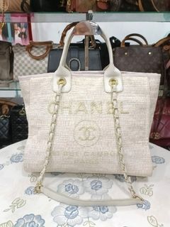 (Category: ) located in . Submitted by miz_thrift (Listing ID 1435111969, Image 1). Description: .