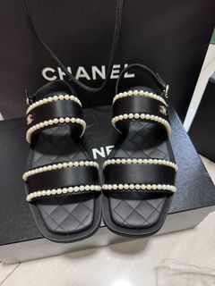 (Category: ) located in . Submitted by shopnshop1315 (Listing ID 1435009609, Image 1). Description: .