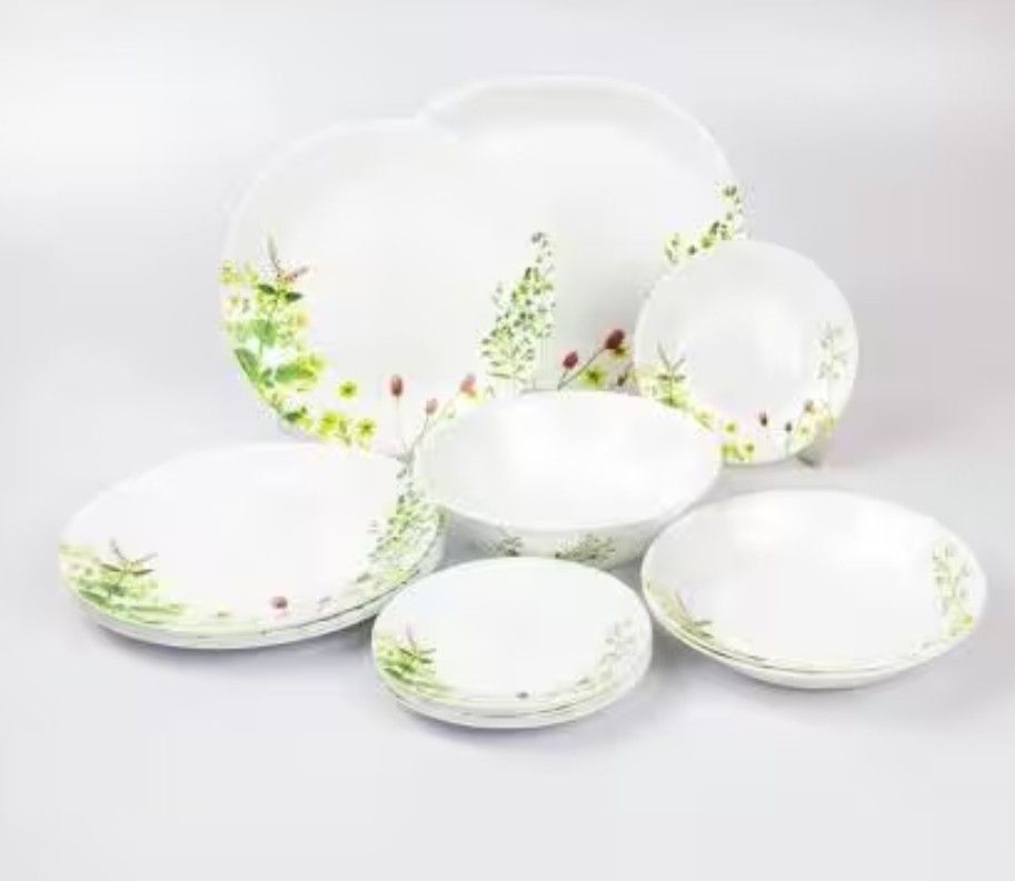 Corelle Dinnerware Set - White / mixed design440292260290252800