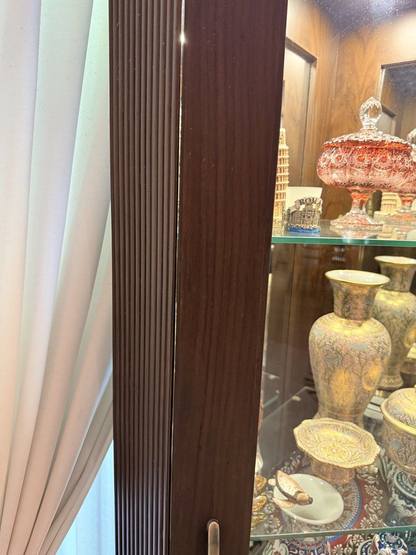 Corner Display Cabinet440134647016990721