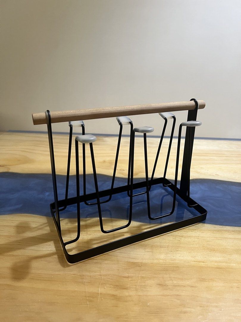 Cup Holder (Category: Other Kitchenware & Tableware) located in Pasig City. Submitted by joycepine (Listing ID 1435018262, Image 1). Description: .