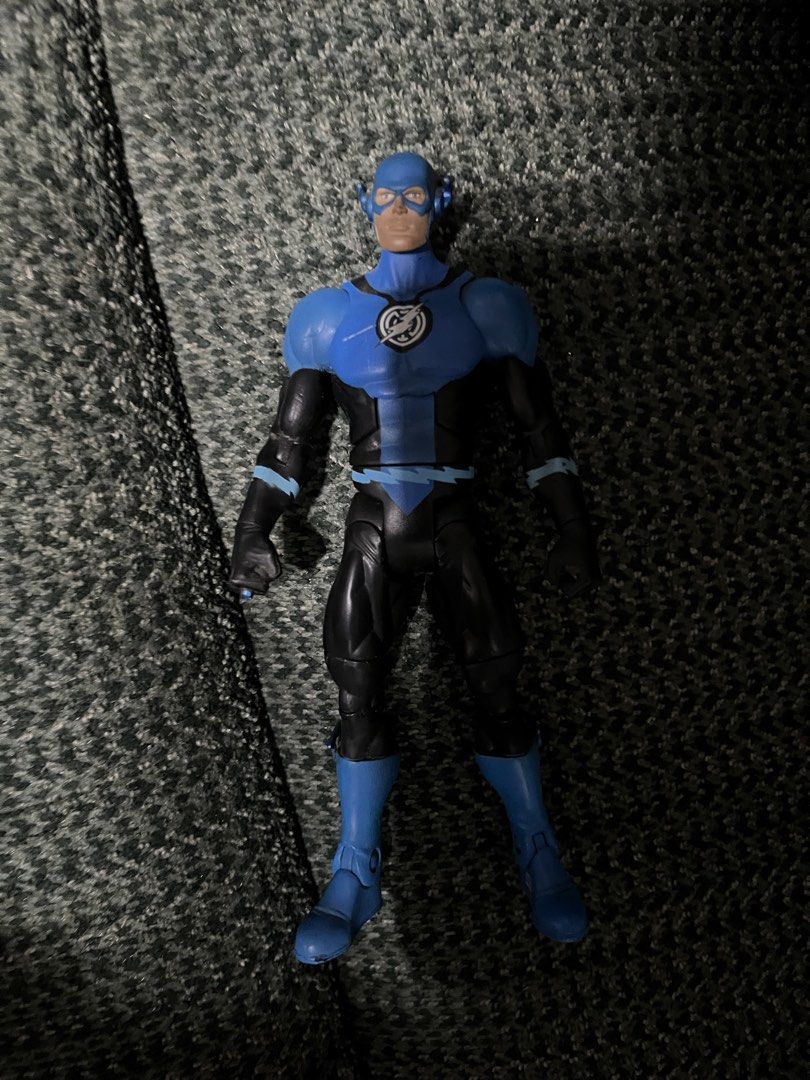 Dc universe dcuc blue lantern flash figure (Category: Figurines & Statues) located in Binan City. Submitted by tripwirecollectibles (Listing ID 1435152542, Image 1). Description: .