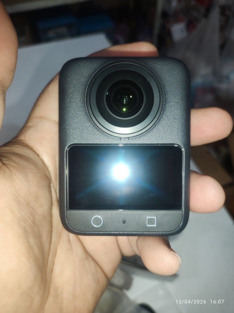 DJI Osmo 360 Standard Combo + Accessories (Category: Cameras) located in Pasig City. Submitted by cuadromichael (Listing ID 1435010411, Image 2). Description: - DJI Osmo 360 Standard Combo - Includes: - Transparent lens protectors - Extreme Battery Plus (1950 mAh) - 2 pcs - 256GB SanDisk Extreme PRO microSD card with adapter - Protective cover - Aluminum Cage - Telesin Magnetic Mount - All items in original packaging.