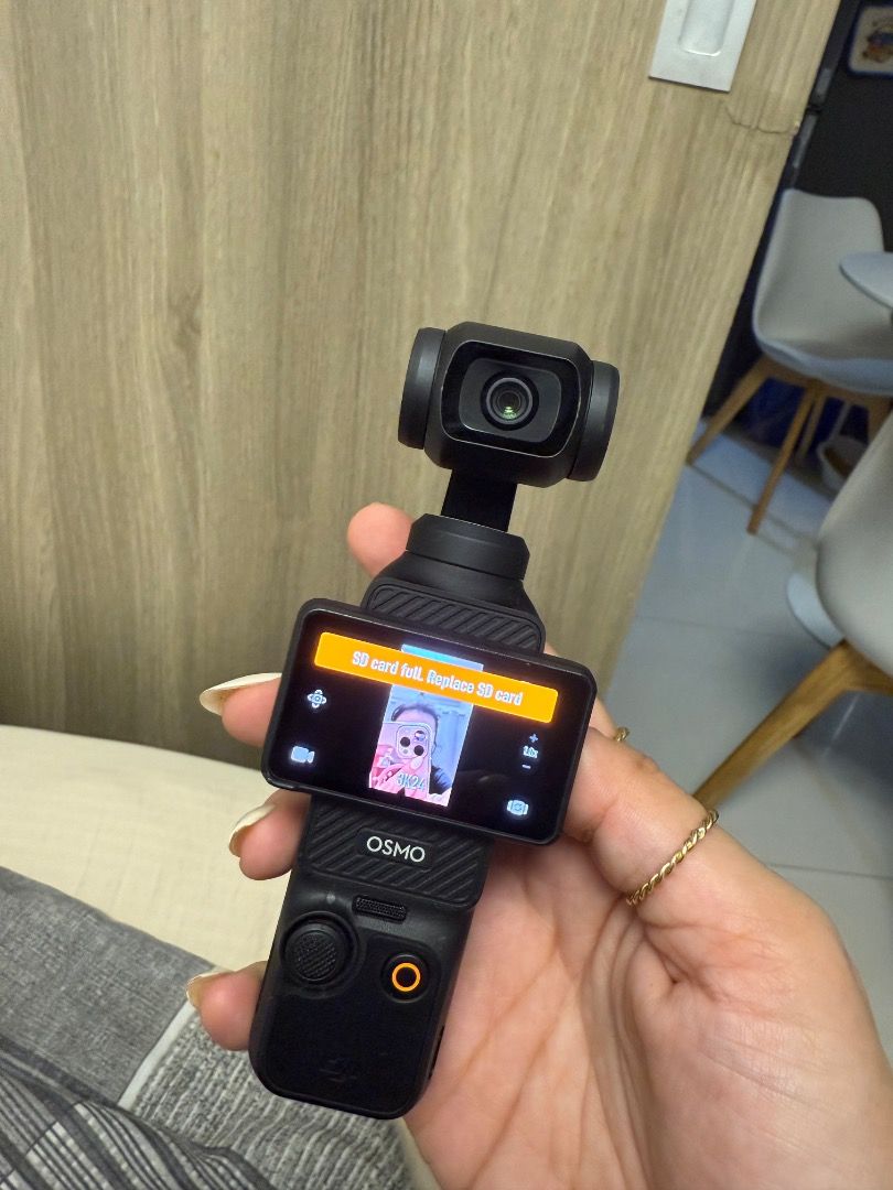 DJI Osmo Pocket 3. (Category: Cameras) located in Quezon City. Submitted by isabelley25 (Listing ID 1435099936, Image 3). Description: DJI OSMO POCKET 2 in very good condition with free SD card. .