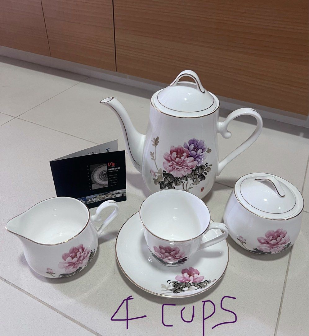 Elegant Floral Porcelain Tea Set440415629083955201