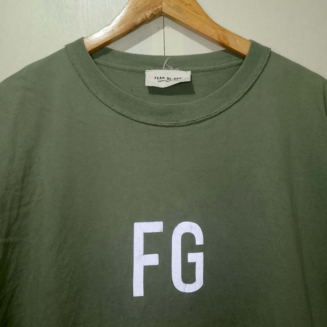 FEAR OF GOD TSHIRT (Category: Tshirts & Polo Shirts ) located in Cabuyao City. Submitted by max_0198 (Listing ID 1435096497, Image 3). Description: Size Medium 23 Width 29 Length No Issue 10/10 color rate Excellent Condition.