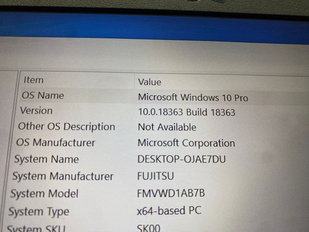 Fujitsu Laptop - Windows 10 Pro440596177114245123