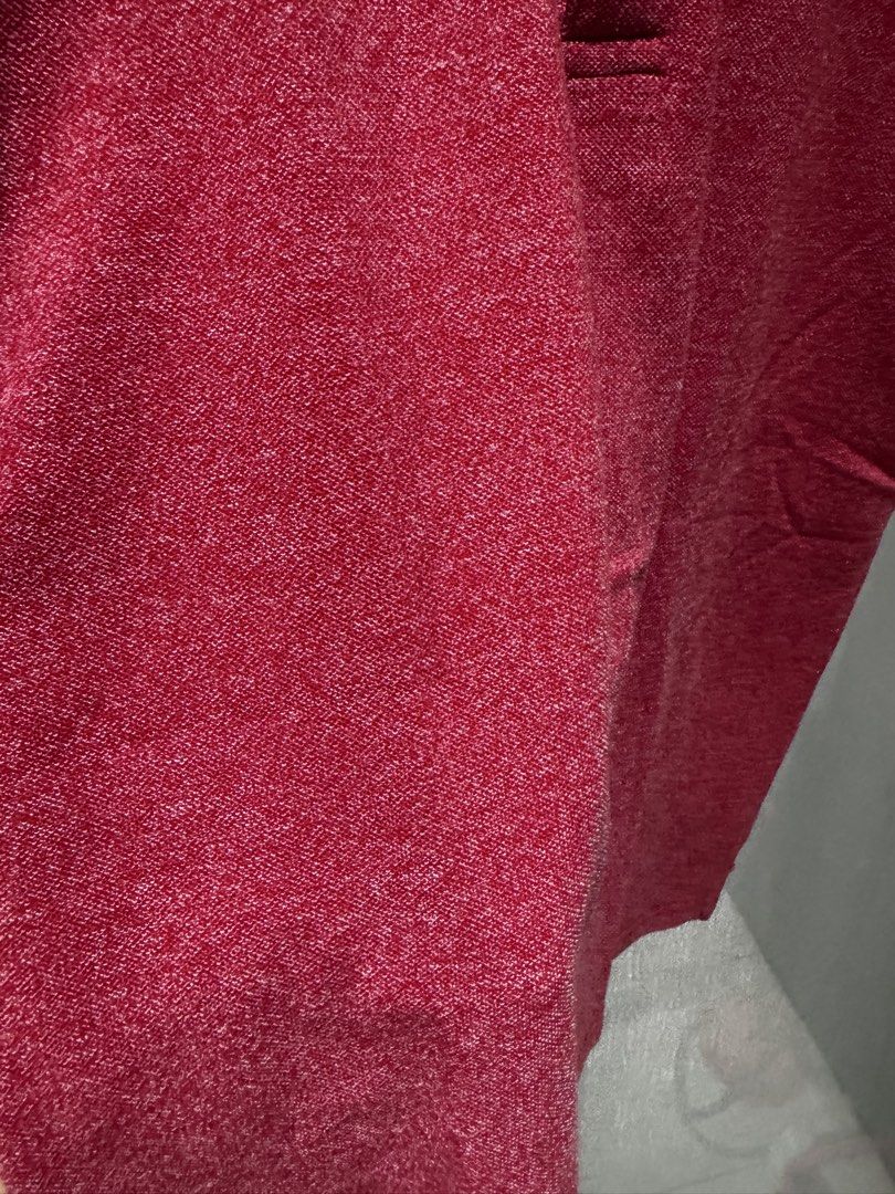 Giordano polo shirt red (Category: Tshirts & Polo Shirts ) located in Manila. Submitted by sammieglim (Listing ID 1435007894, Image 3). Description: .