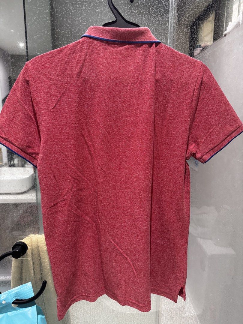 Giordano polo shirt red (Category: Tshirts & Polo Shirts ) located in Manila. Submitted by sammieglim (Listing ID 1435007894, Image 2). Description: .