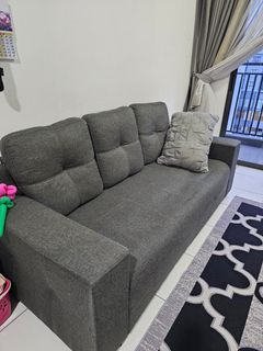 (Category: ) located in . Submitted by atiramim06 (Listing ID 1435118900, Image 1). Description: .
