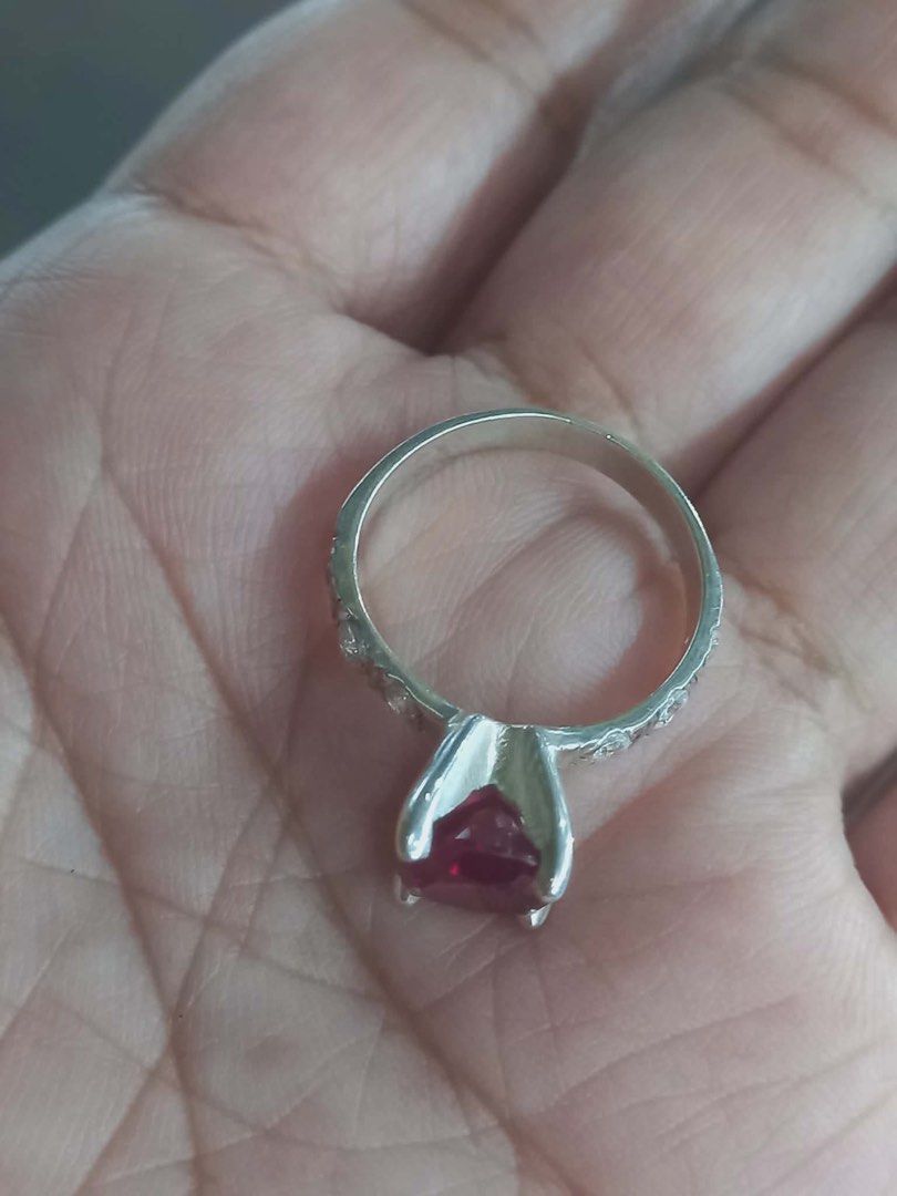 Engagement Ring Guaranteed S925 Silver, Ruby / Garnet Engagement Ring (Category: Rings) located in Naga. Submitted by happeemarket (Listing ID 1435117593, Image 2). Description: Guaranteed S925 Silver, Ruby / Garnet stone Engagement Ring Mapapa wow.