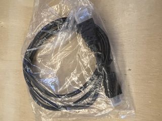 HDMI、USB、網路線449199169550438400