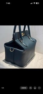 （分類：）位於 。 由 bellize.luxury 提交（商品編號 1435107967，圖片 1）。簡介： 。
