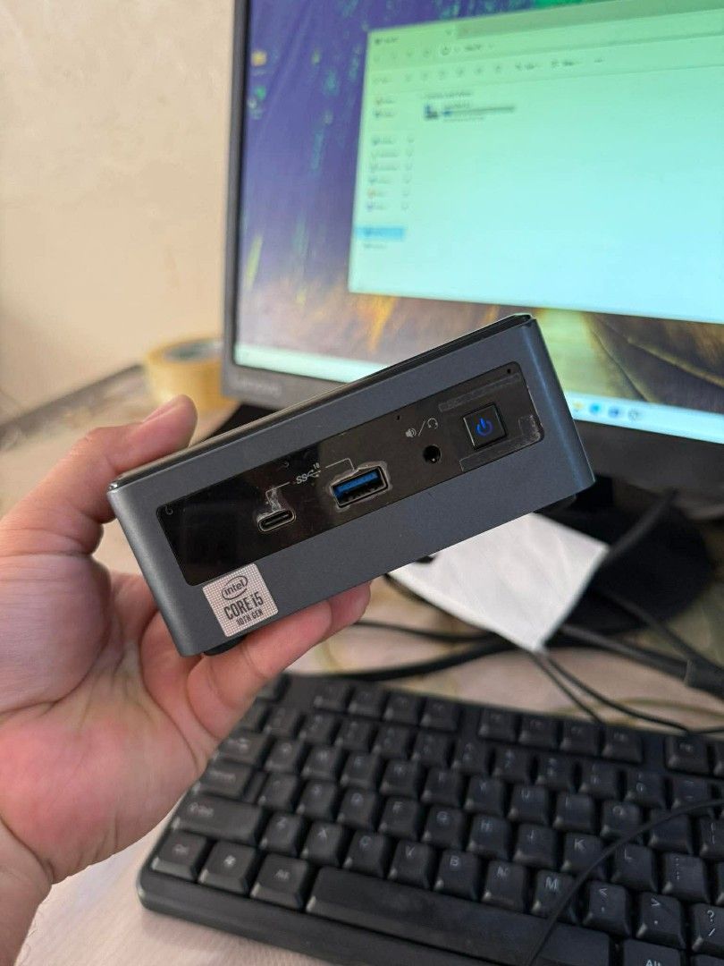 Intel NUC10i5FNH Mini PC (Category: Desktops) located in Manila. Submitted by happyearth.953a15 (Listing ID 1435109761, Image 1). Description: Intel nuc PC I5 10th gen Intel UHD Graphics 8gb ram ddr4 240gb ssd Windows 11 pro OS Unit with power cord 💸💸 10,500 Location: San Andres bukid manila Pick up or deliver.