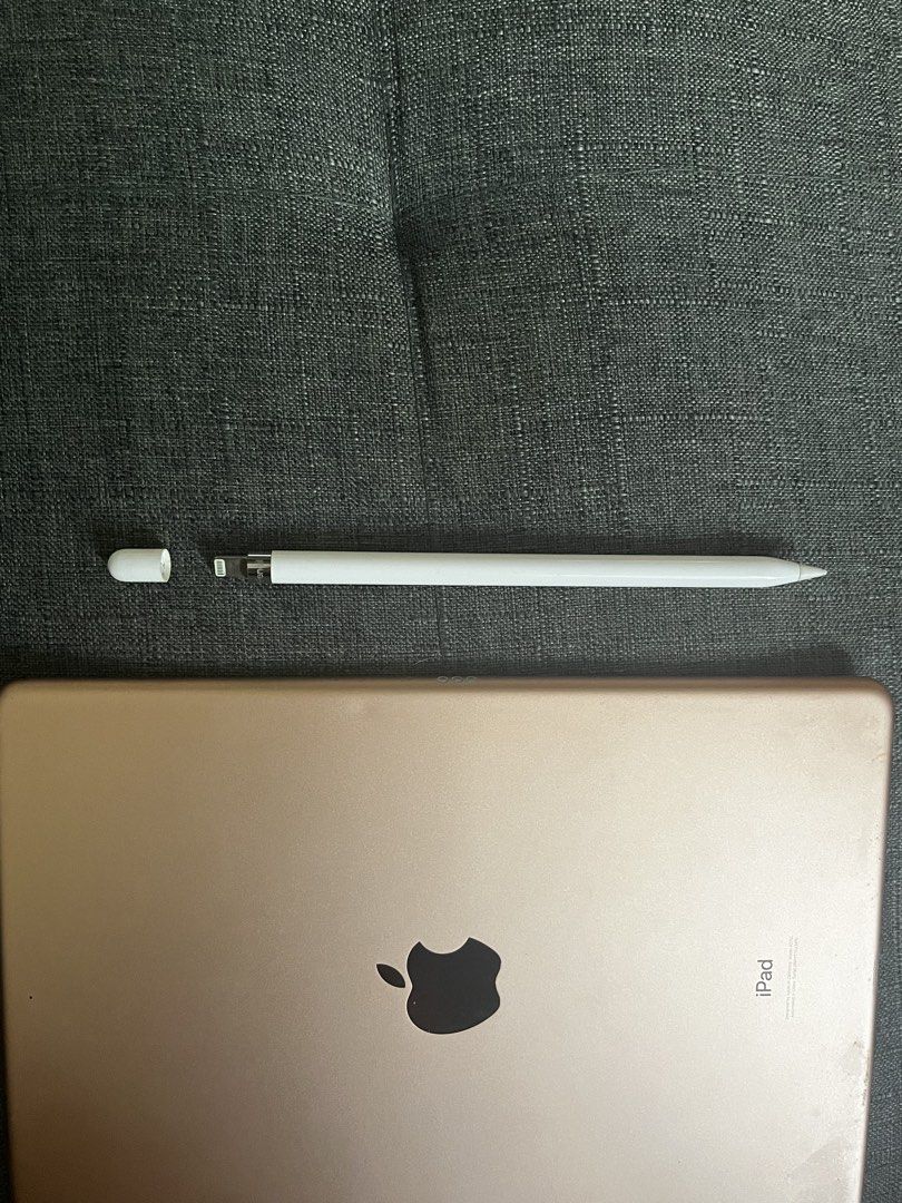 iPad Air 3rd Gen with Apple Pencil (Category: iPad) located in Cavite. Submitted by drewlara (Listing ID 1435072543, Image 3). Description: iPad Air 3rd Generation 64GB Wifi with Apple Pencil ➵ for 10,000 pesos ➵ In pristine condition, only used for note-taking ➵ Bought in 2020 ➵ iOS 26 ➵ Comes with a free case. ➵ 100% BH ➵ Comes with original iPad box. ➵ MOP: GCash : Payment First ‼️ No charger included.