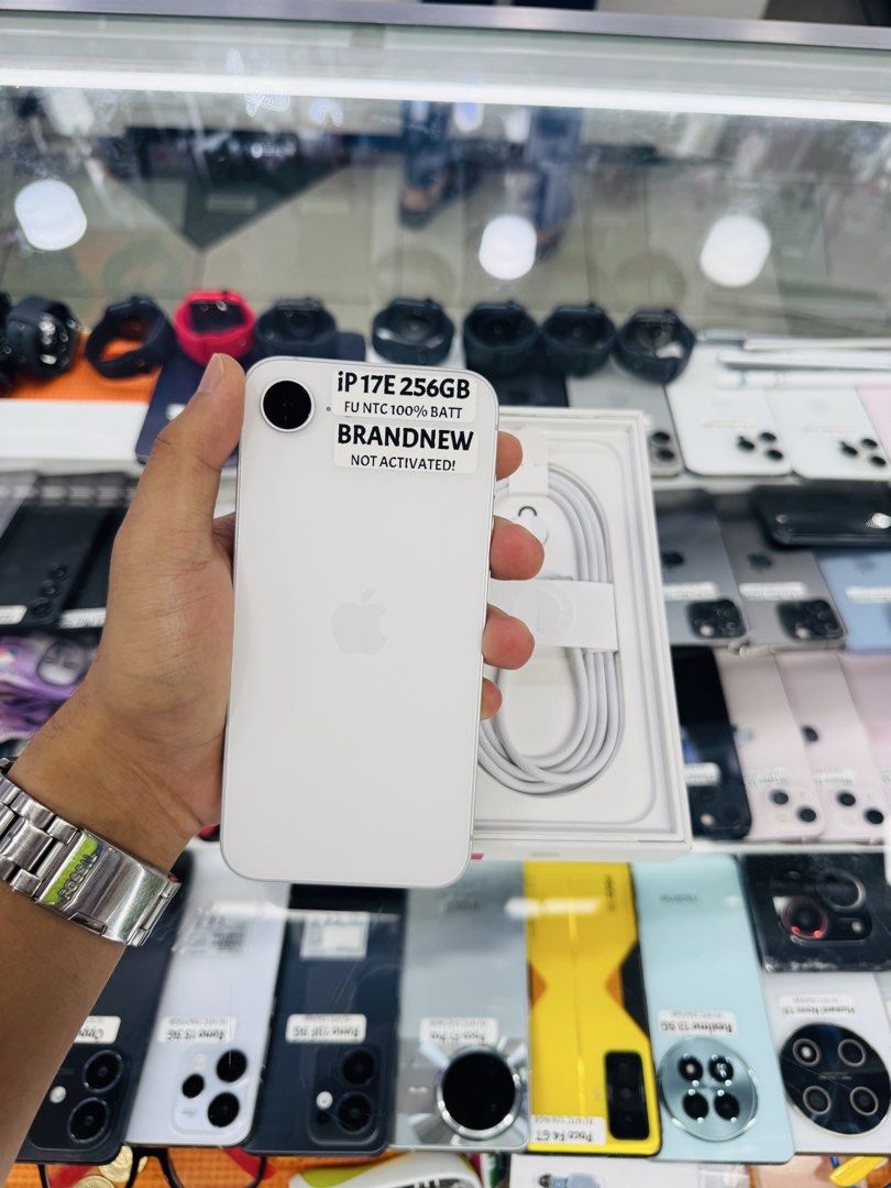iPhone 17e 256GB Brand New Unactivated (Category: iPhone 17 Series) located in Manila. Submitted by kmgadgets (Listing ID 1435006802, Image 2). Description: FOR SALE | TRADE/SWAP Price: 43,999 On hand: iPhone 17e✔️ 256GB ✔️ OPENLINE ✔️ Brand New✔️ 100% Batt health ✔️ NTC APPROVED ✔️ 100% Original ✔️ 100% Makinis ✔️ 100% Smooth ✔️ NOT REFURB ✔️ NO HIDDEN ISSUES ✔️ NEVER BEEN REPAIRED ✔️ TEST TO SAWA✔️ FREE 3-UTOOLS ✔️ ANY MODEL OF IPHONE AND SAMSU