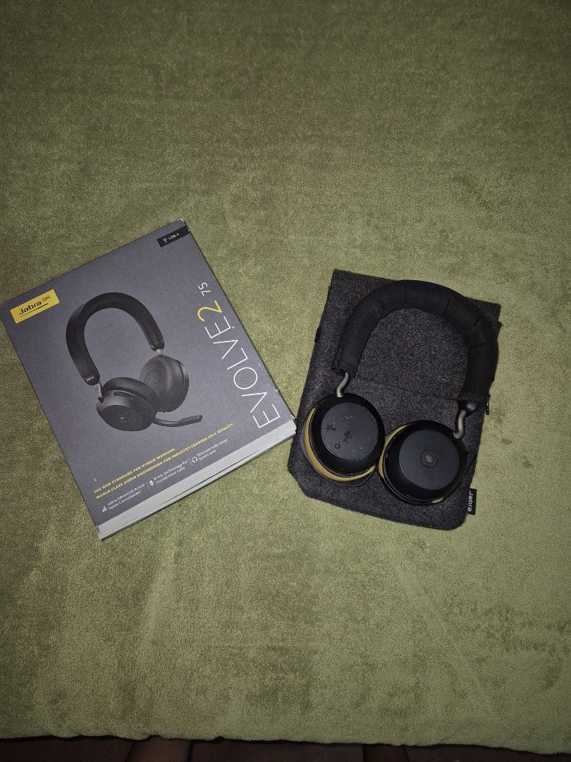 Jabra Evolve2 75 Headphones (Category: Headphones & Headsets) located in Manila. Submitted by gcvv_ (Listing ID 1435119426, Image 1). Description: Price is negotiable for SURE BUYER - Includes original box - Comes with a carrying case 100% Original Issue: - Ear foam for replacement - USB dongle is missing - Microphone not working .