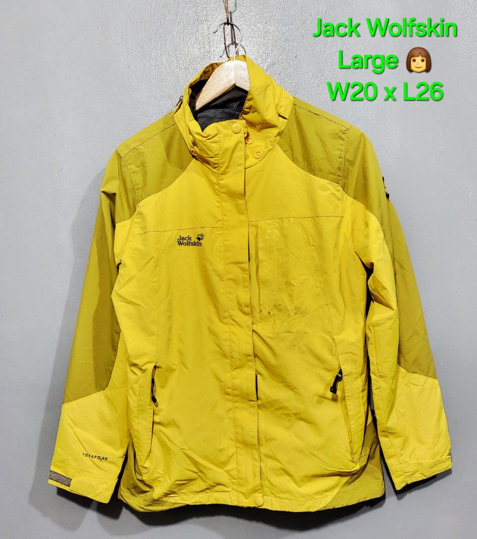 Jack wolfskin outdoor jacket (Category: Coats, Jackets and Outerwear) located in Bacoor. Submitted by brentjudd (Listing ID 1435047052, Image 1). Description: Price: 480 pesos Jack wolfskin outdoor jacket size: large women's dimension: 20 width - 26 length color: yellow 10/10 issue: no hood 100 % Original need wash lang bago suotin galing korea Pick up or shipping only Courier: J&T or lalamove Location: Molino 1, bacoor, cavite Lalamove pin locat