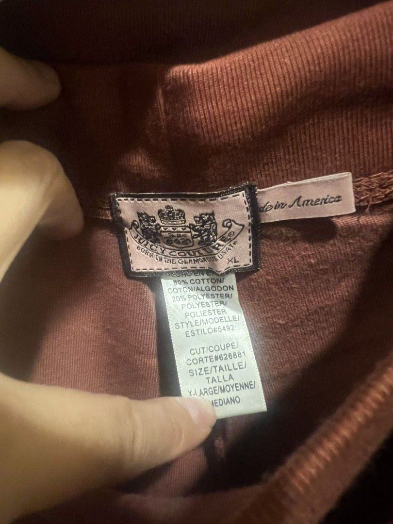 Juicy Couture y2k jogger sweatpants (Category: Activewear) located in Paranaque City. Submitted by bagbrained88 (Listing ID 1435020050, Image 3). Description: Brand New Selling as set rust color in actual size XL best fits Large frames bust up to 36 Waist 30 to 32.