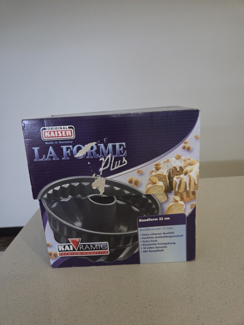Kaiser La Forme Plus Bundt Pan 22cm440045244001167367
