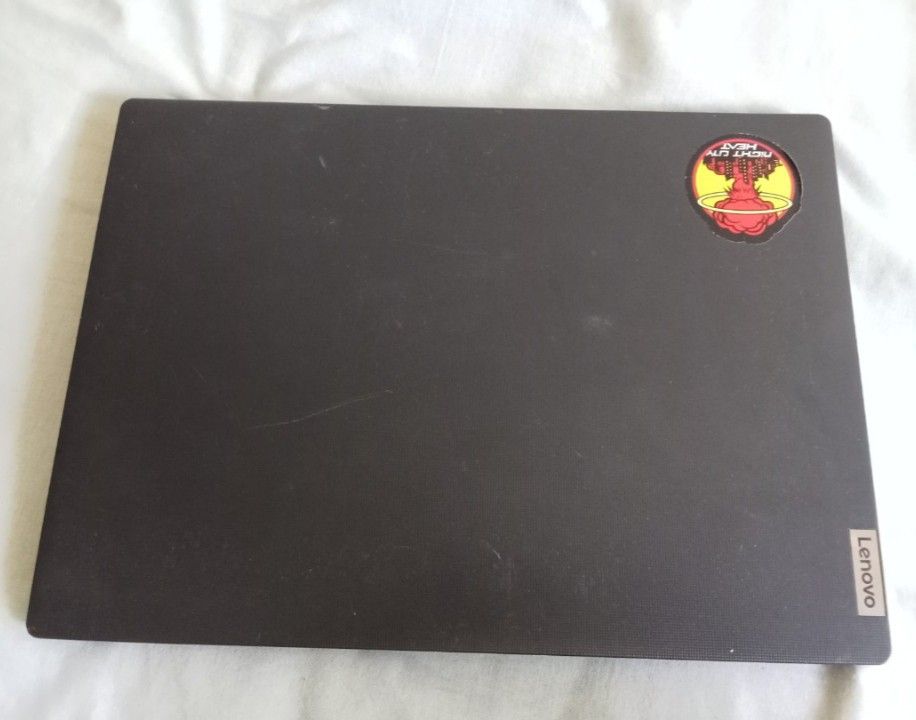 Laptop439976467723735043