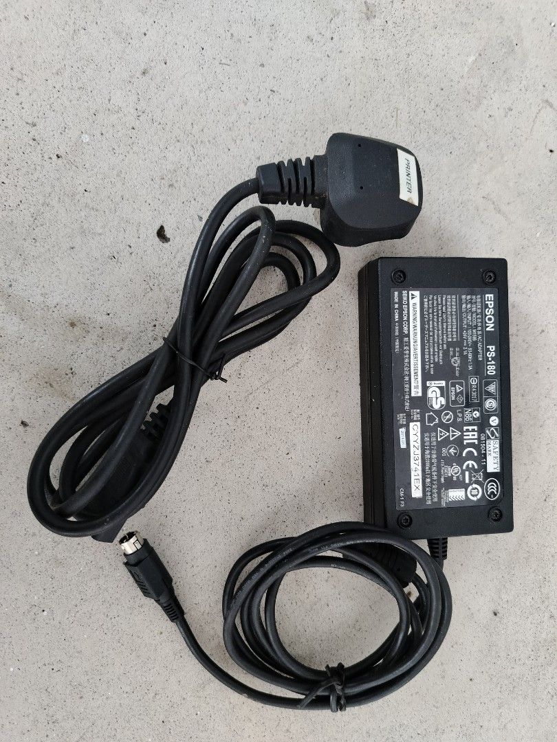 Laptop charger440329805979996161